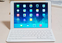 iPad Airをノートパソコンのように使えるキーボードカバー