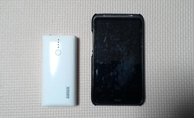 4.3インチのスマホとAstro M1